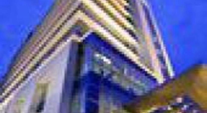 Hotel Santika Makassar Eksteriør bilde